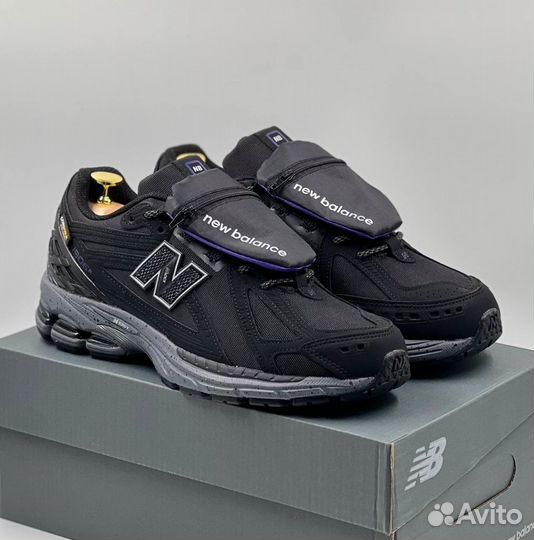 New Balance 1906R Total Black