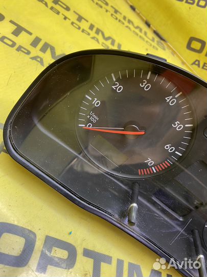 Щиток приборов Volkswagen Passat B5