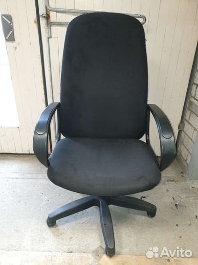 Компьютерное кресло