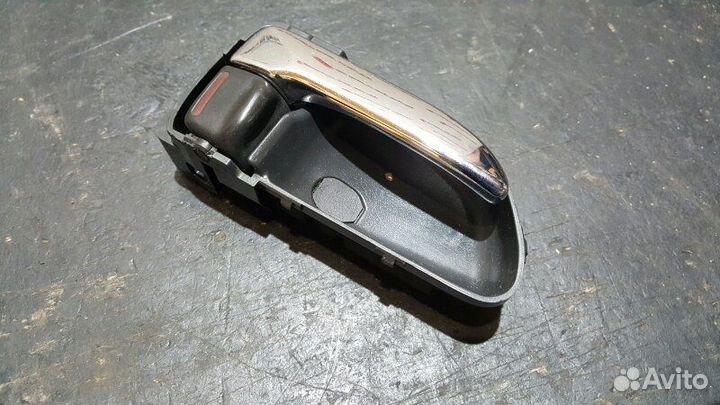 Ручка двери внутренняя правая Subaru Impreza Wrx