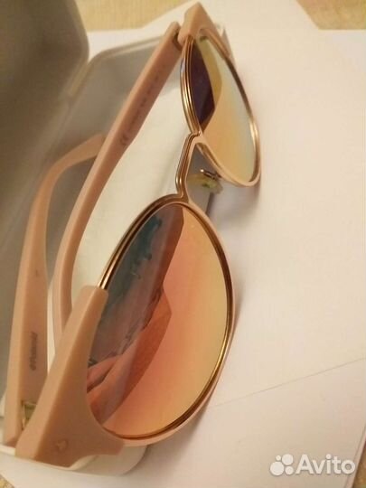 Солнцезащитные очки Polaroid