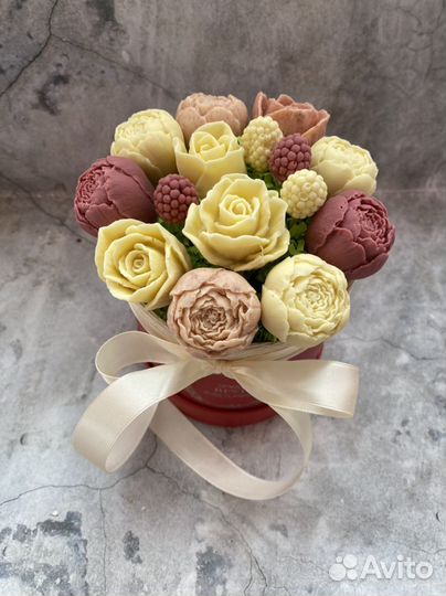 День учителя/Педагогу/подарки/цветы/шоколад/букет