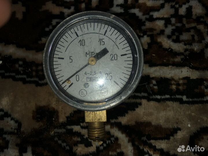 Продам манометры