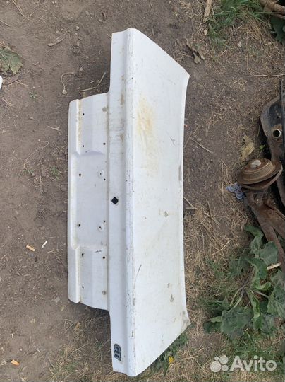 Крышка багажника toyota sprinter ae91