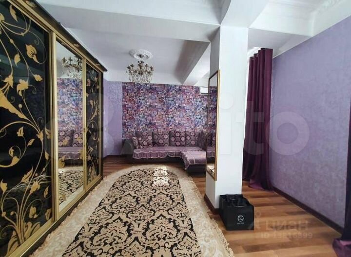 3-к. квартира, 102 м², 5/7 эт.