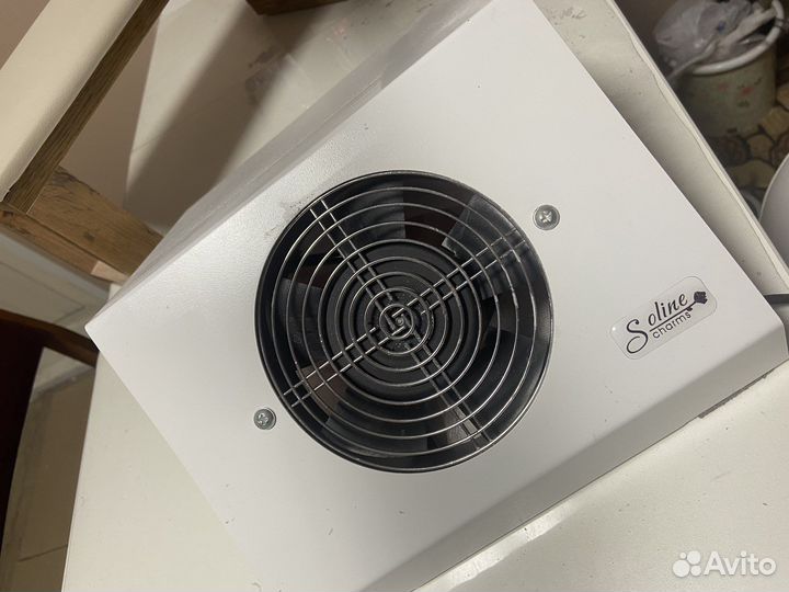 Вытяжка для маникюра