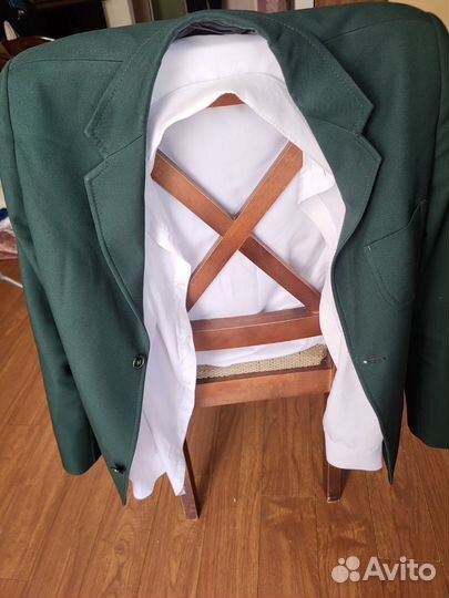 Продам пиджак в хорошем состоянии на рост 175см