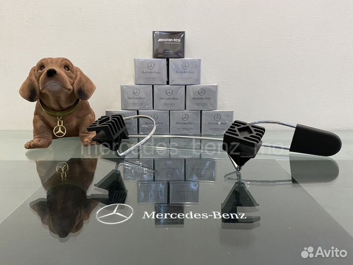 Автомобильная вешалка