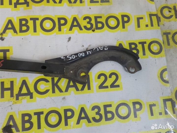 Растяжка столбов Toyota RAV4 (XA20) 2000-2005