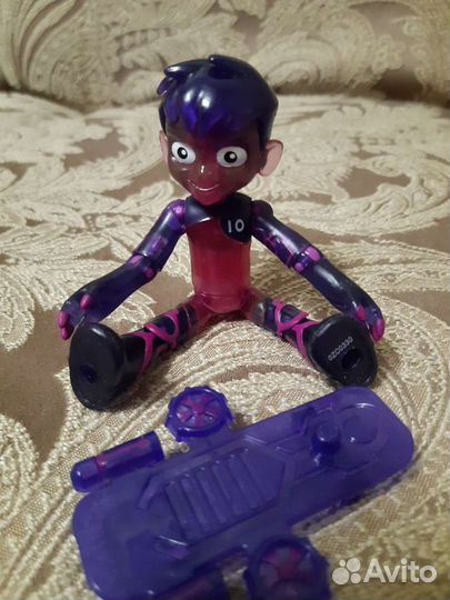 Ben 10 Омниглюк и часы Омнитрикс (оригинал )