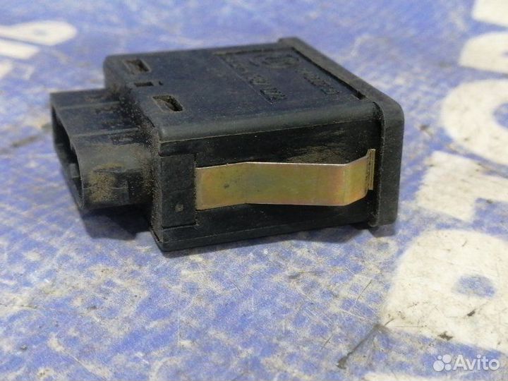 Кнопка корректора фар Bmw E36 седан 1996