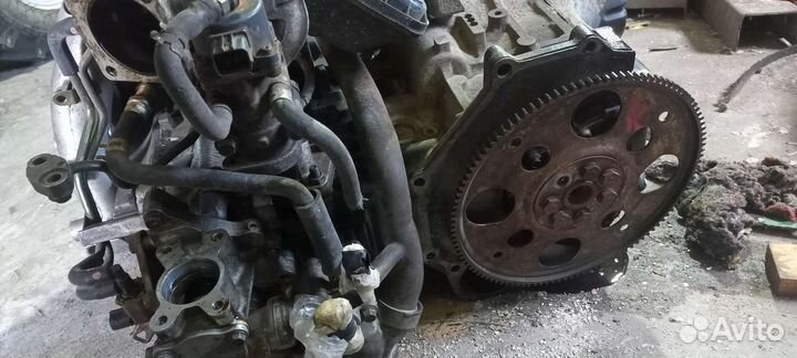 Двигатель 4g64