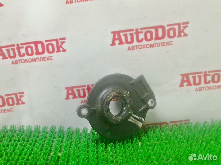 Крышка распределителя рулевой рейки