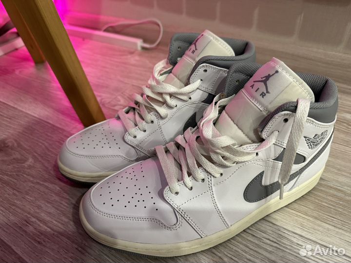 Nike air Jordan 1 MID grey