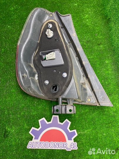 Стоп задний правый Honda Fit GD2 L13A 2005-2007