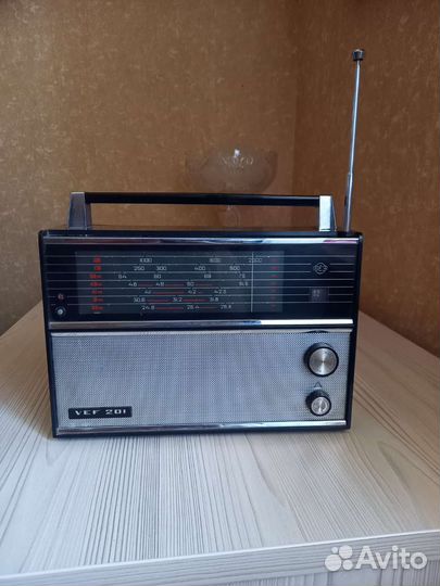 Радиоприёмник VEF 201 СССР
