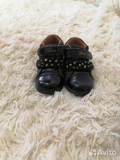 Кроссовки для девочки