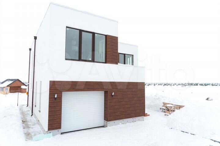 Коттедж 170 м² на участке 7 сот.