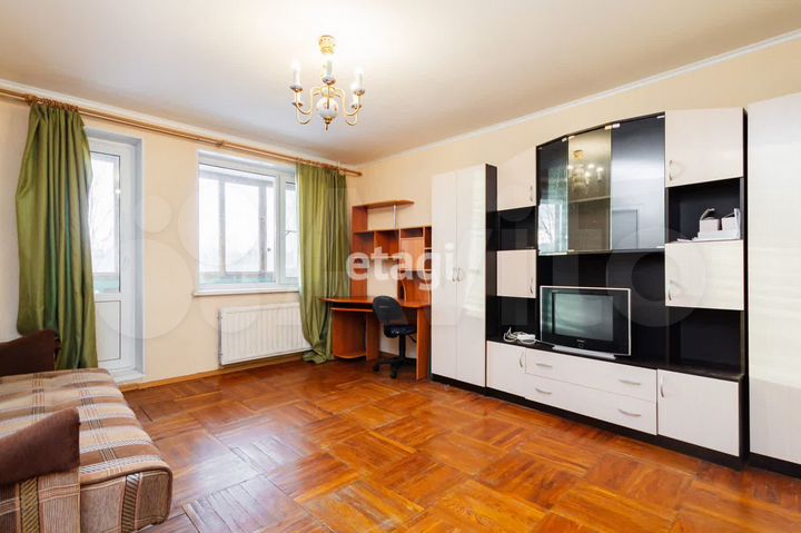 1-к. квартира, 46 м², 2/10 эт.