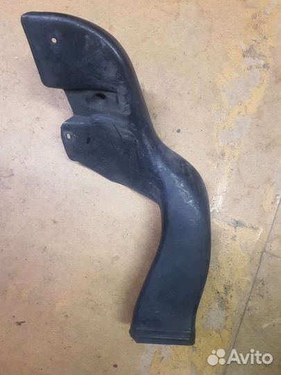 Воздуховод Audi A6 C4 (S6,RS6) 4A0129617F