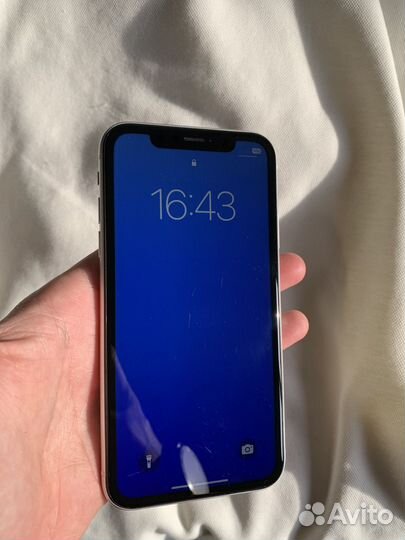 iPhone Xr, 64 ГБ