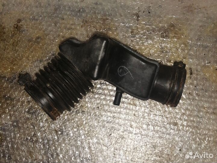 Патрубок воздушного фильтра G4ED Hyundai Elantra