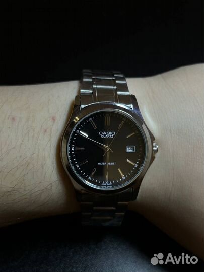 Наручные часы Casio Quartz