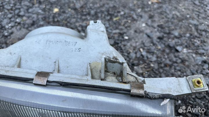 Фара правая toyota tercel corsa corolla ll