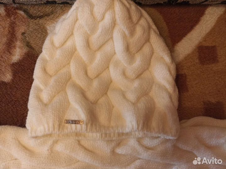 Комплект шапка и снуд женский