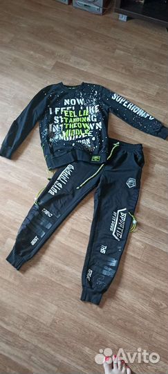 Спортивный костюм для мальчика 140