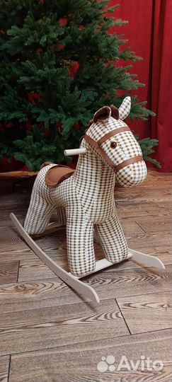 Детская лошадка качалка