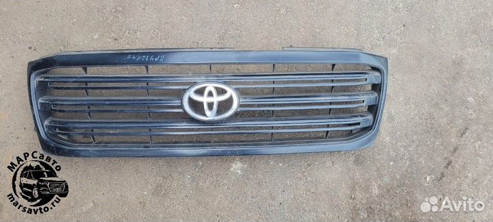 Решётка радиатора Toyota Land Cruiser 100
