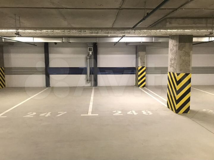 Машиноместо, 13 м²