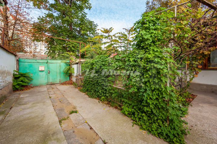 Дом 125,8 м² на участке 6,6 сот.