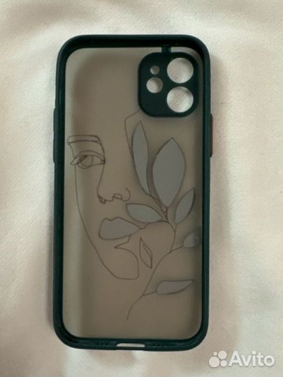 Чехол на iPhone 12