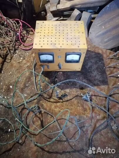 Зарядное устройство для аккумулятора автомобиля