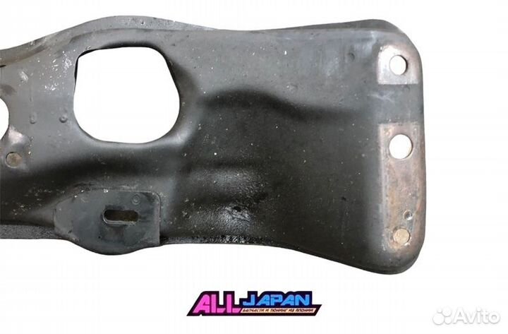 Балка, подрамник передний Subaru Forester SF5