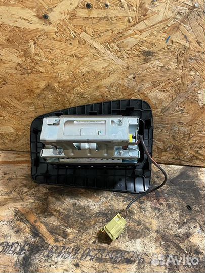 Подушка в торпедо Ниссан Альмера N16 с накладкой