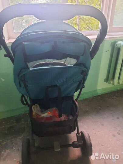 Прогулочная коляска