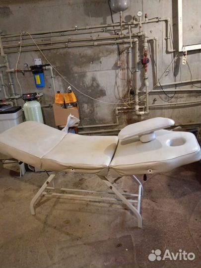 Кушетка для наращивания ресниц или массажа