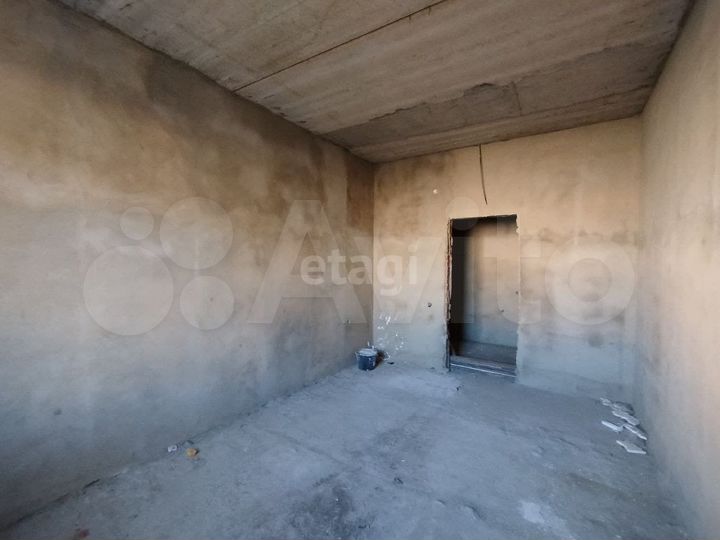 2-к. квартира, 70,2 м², 2/7 эт.