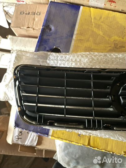 Решетка радиатора Audi A4 B5