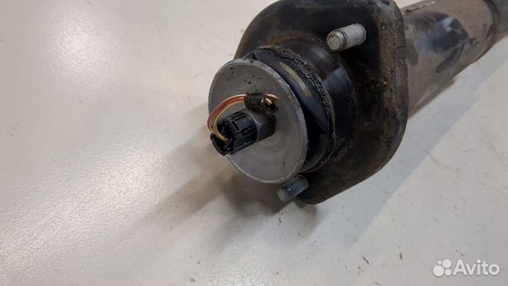 Амортизатор подвески левый задний Land Rover Range Rover 3 (LM)