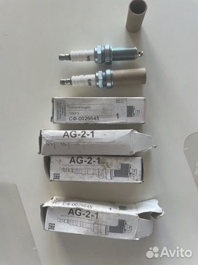 Свечи зажигания новые 5960F3