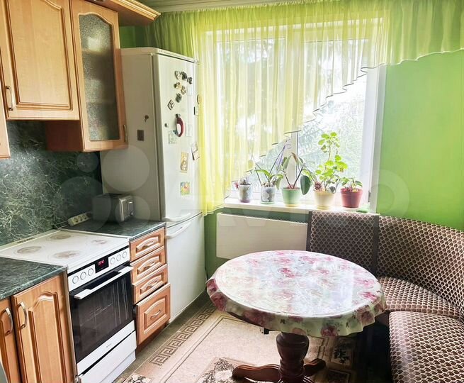 3-к. квартира, 64 м², 2/5 эт.