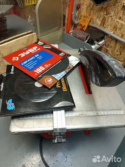 Плиткорез электрический водяной