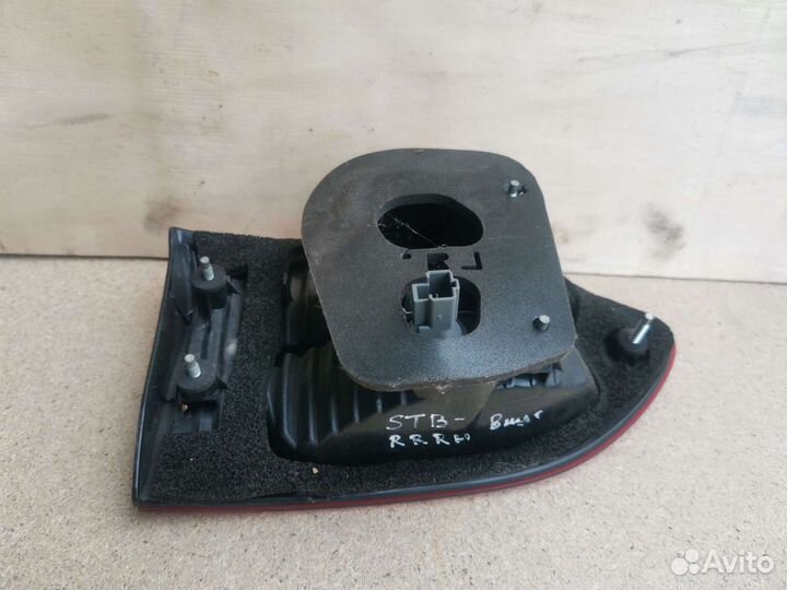 Фонарь задний правый Subaru Tribeca В9 2