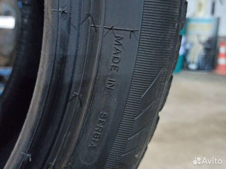 Kormoran Snow 215/55 R18 99V