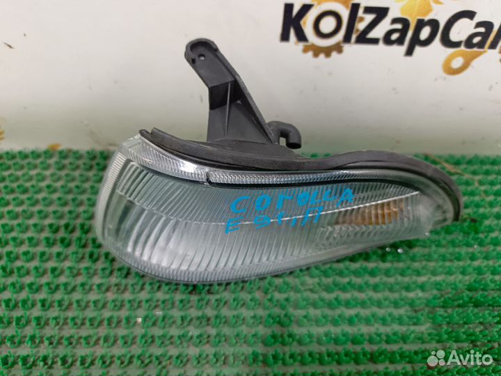 Габарит левый Toyota corolla AE90