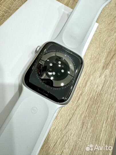 Apple watch 8 45mm Silver